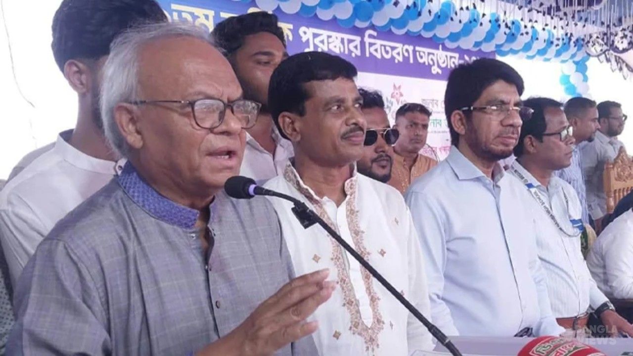দেশের ভাবমূর্তি ক্ষুণ্নে ষড়যন্ত্র চলছে: রিজভী