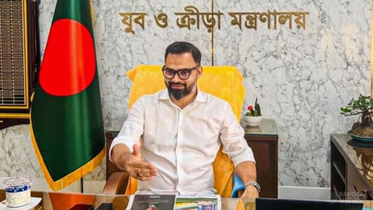 প্রশ্নপত্র ফাঁস ঠেকাতে সচিবালয়ে রাত কাটিয়েছেন প্রতিমন্ত্রী
