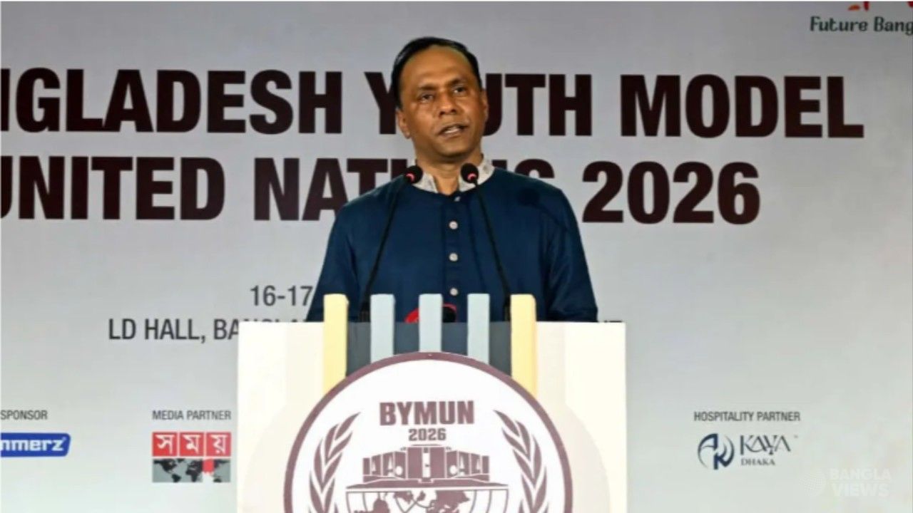 উচ্চশিক্ষায় বিদেশ যাওয়া তরুণদের দেশে ফিরে হাল ধরার আহ্বান ডেপুটি স্পিকারের