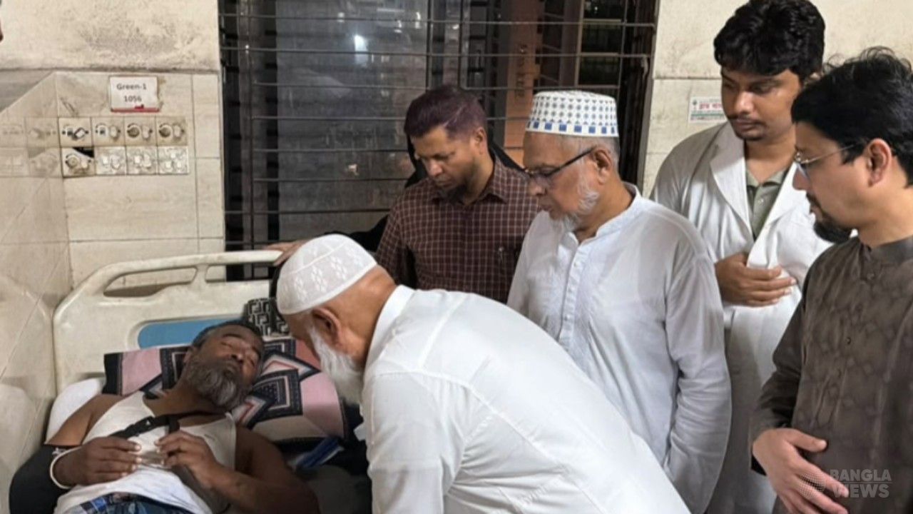 সন্ত্রাসী হামলায় আহত জামায়াত নেতা শামীমের খোঁজ-খবর নিলেন বিরোধীদলীয় নেতা