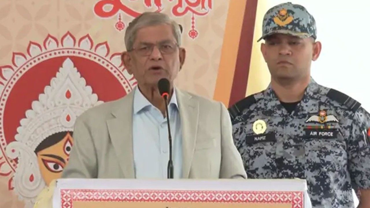 ‘ধর্ম যার যার, রাষ্ট্র সবার’: ঢাকেশ্বরী মন্দিরে রাষ্ট্রপতি