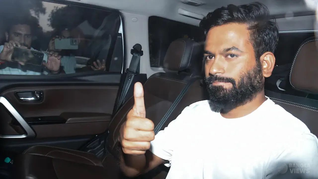 গ্রেপ্তারের একদিন পর জামিনে মুক্তি পেলেন অভিজিৎ দীপকে