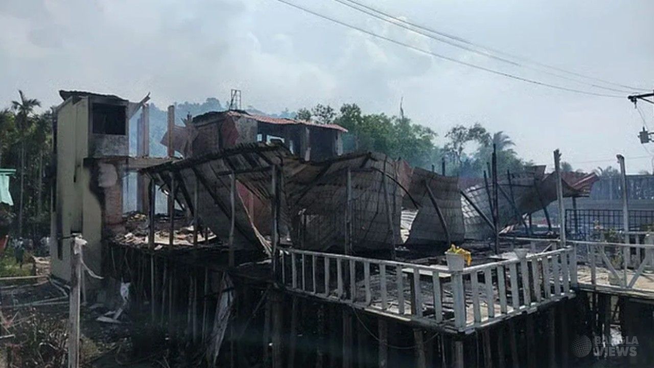 কক্সবাজারে অ'গ্নিকাণ্ড: রিসোর্ট মালিককে প্রধান করে মা'মলা