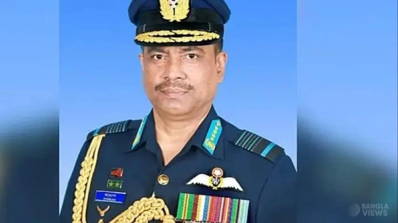 দুর্নীতির মামলায় কাতারে গ্রেফতার সাবেক বিমানবাহিনী প্রধান