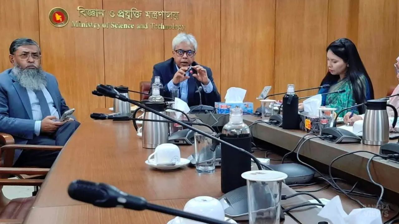 টেক্সটাইল শিল্পে উৎপাদন ব্যয় কমাতে দেশীয় প্রযুক্তির উদ্যোগ