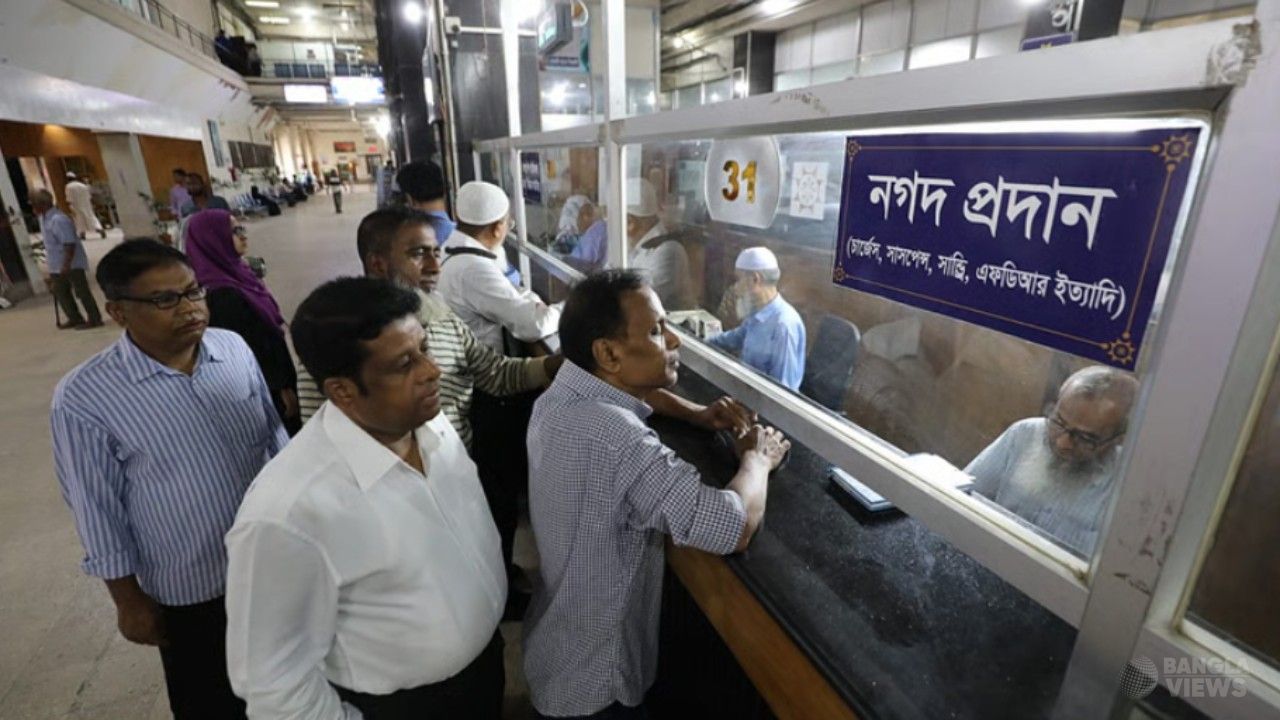 শারদীয় দুর্গাপূজায় আজ থেকে টানা পাঁচদিন বন্ধ ব্যাংক ও শেয়ারবাজার