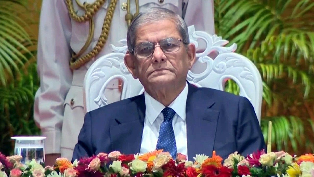 গুজব ও ধর্মীয় উগ্রতার বিরুদ্ধে তরুণদের সোচ্চার থাকার আহ্বান রাষ্ট্রপতির