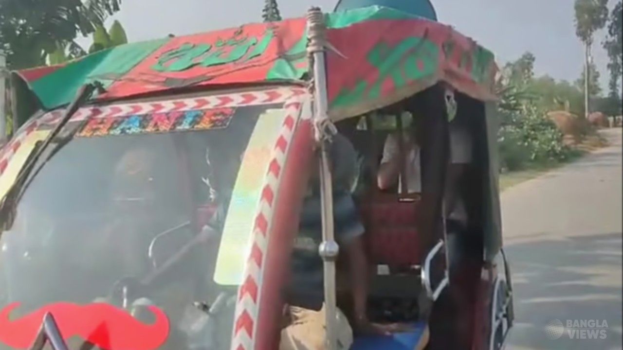 শেখ হাসিনার ফেরার বিষয়ে মাইকিং করায় নওগাঁর মান্দায় আটক ২