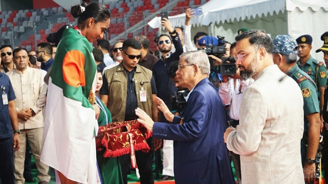 ট্র্যাকে শিরিনের অনন্য ইতিহাস: ১৮ বারের দ্রুততম মানবী!