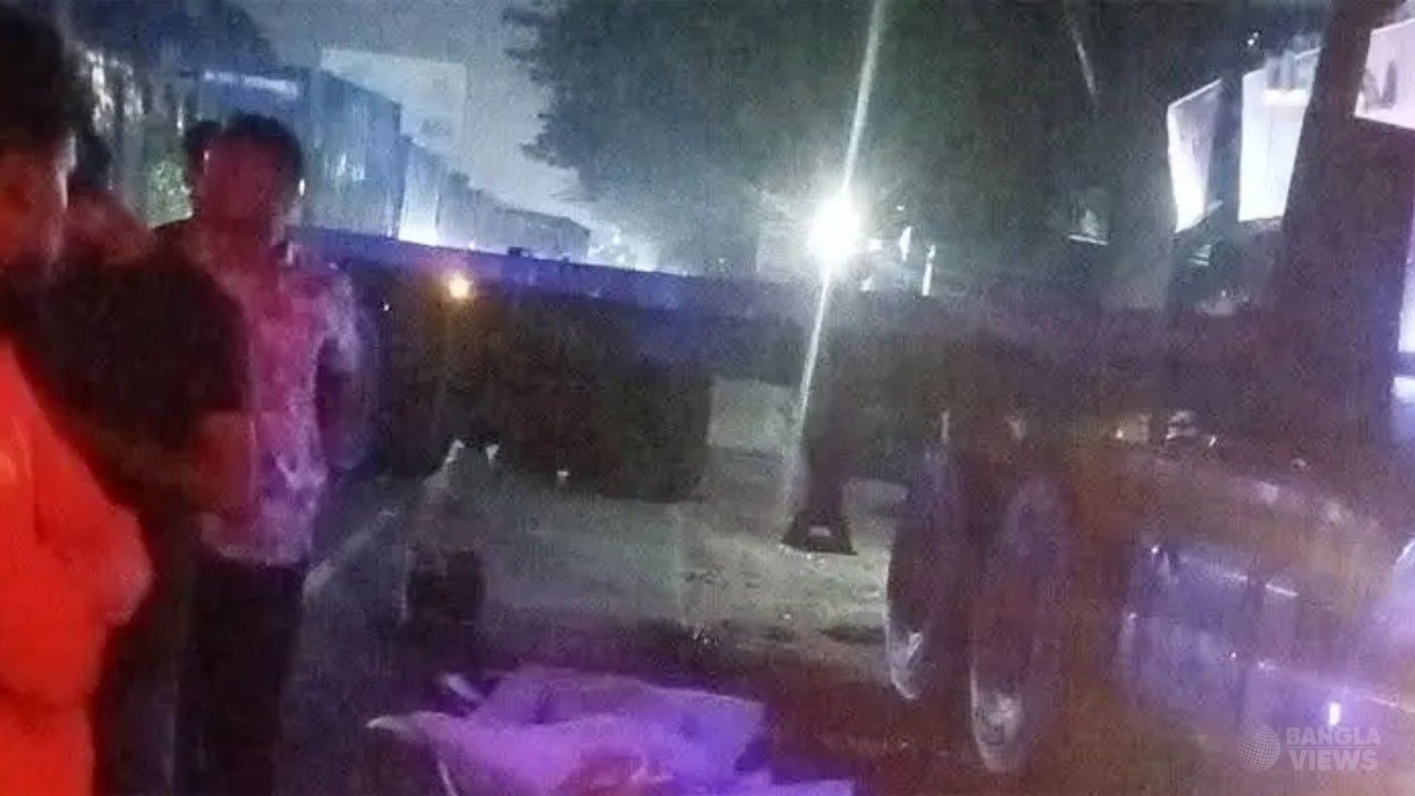 ঢাকা-চট্টগ্রাম মহাসড়কে লরিচাপায় শিশুসহ ৫ জন নিহত