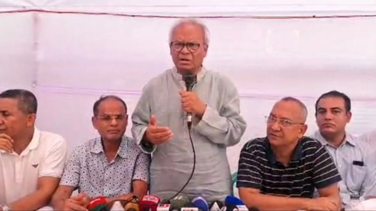 ক্রসফায়ার নিয়ে আইজিপির বক্তব্যে সরকার বিব্রত: রিজভী