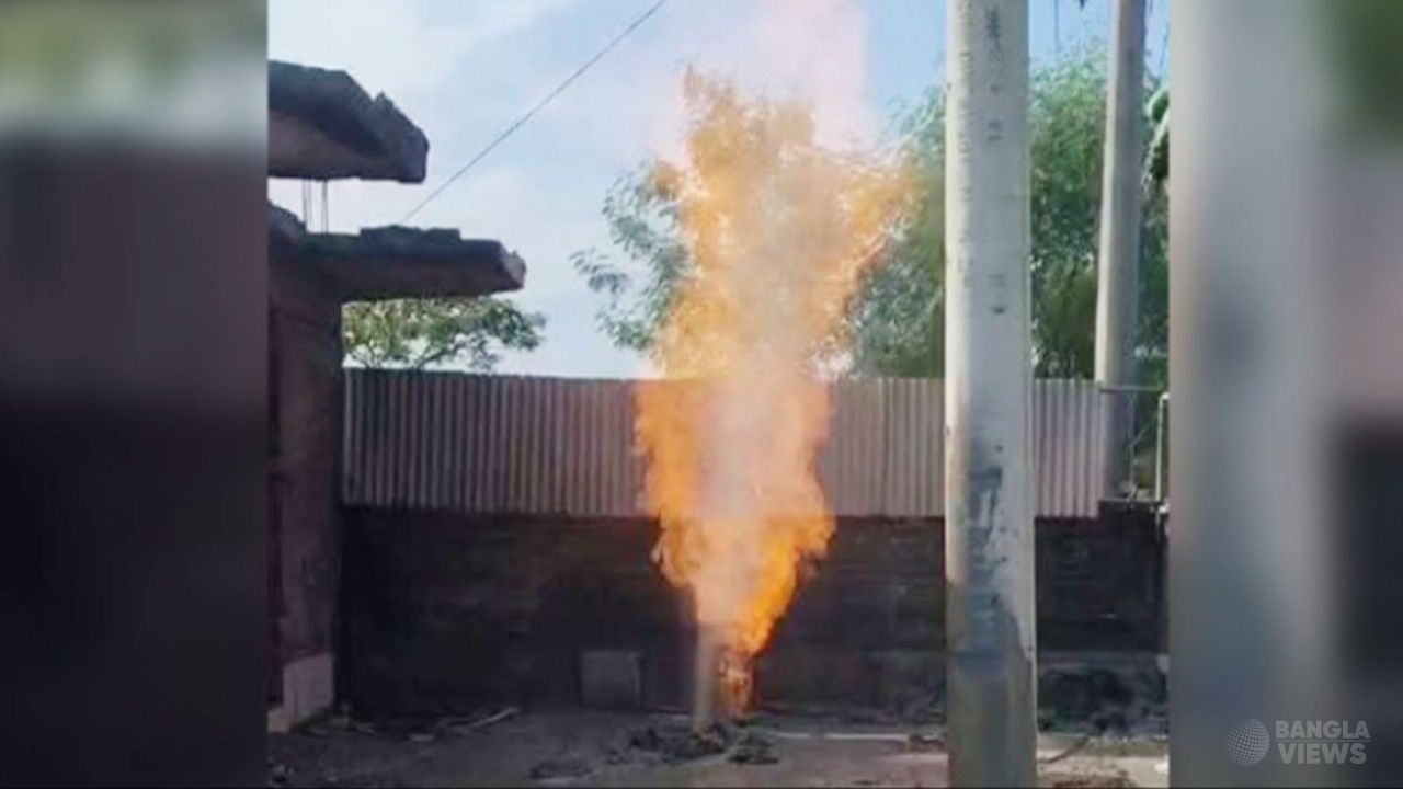 উখিয়ায় নলকূপ খুঁড়তে গিয়ে হঠাৎ গ্যাস বিস্ফোরণ