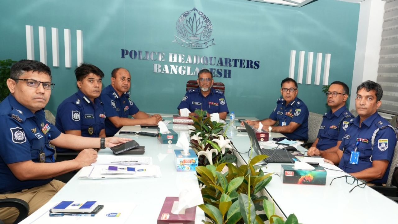 মাদক ও কিশোর গ্যাংয়ের সাথে জড়িত গডফাদারদের বিরুদ্ধে কঠোর ব্যবস্থা গ্রহণের নির্দেশ