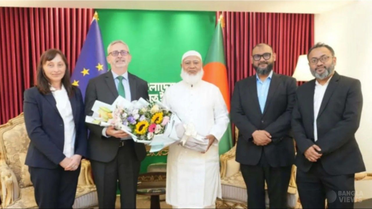জামায়াত আমির ডা. শফিকুর রহমানের সঙ্গে ইইউ রাষ্ট্রদূতের বৈঠক