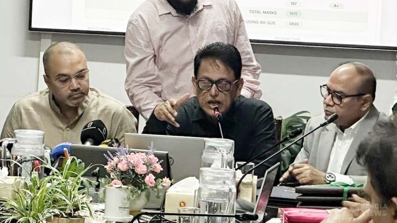 শূন্য পাসের ২৯৩ প্রতিষ্ঠান একীভূত করার পরিকল্পনা সরকারের: শিক্ষামন্ত্রী